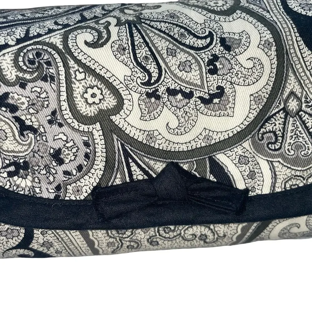The Curator Jewelry SaQ Travel Case Anti Tarnish Roll Organizer Gray Paisley